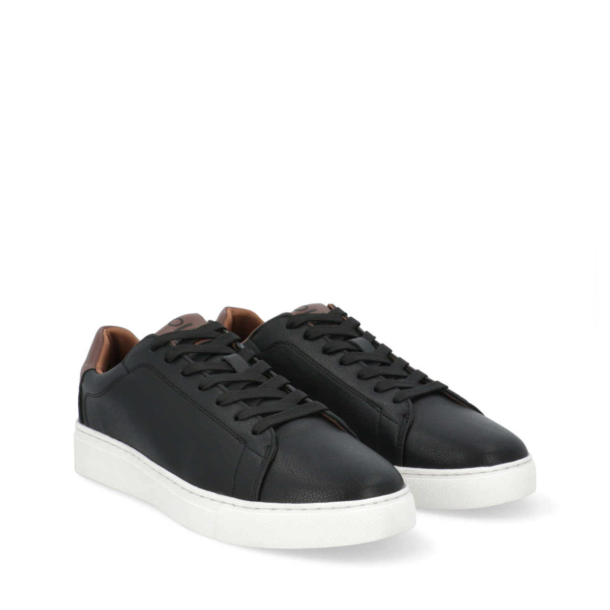 CAPA DE OZONO TENIS 687802 en color Negro - vista 2